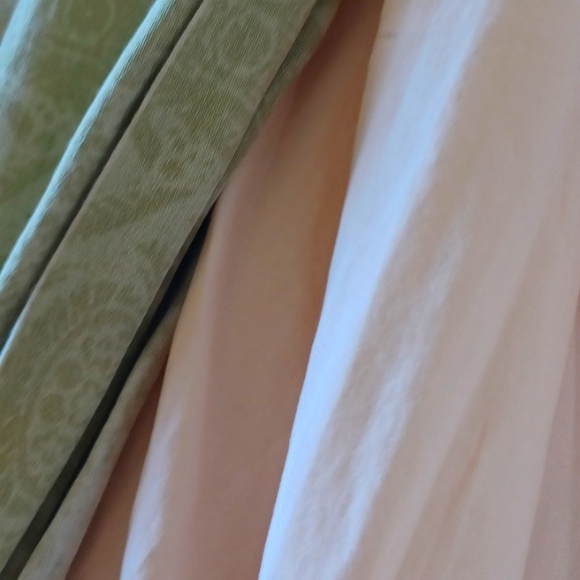 Sheets - Picture 1 of 1